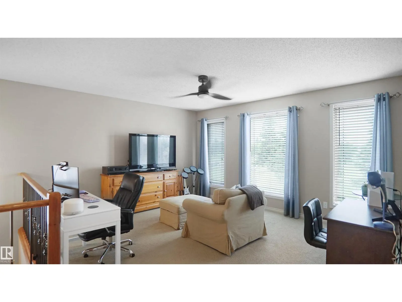 20845 92A AV NW