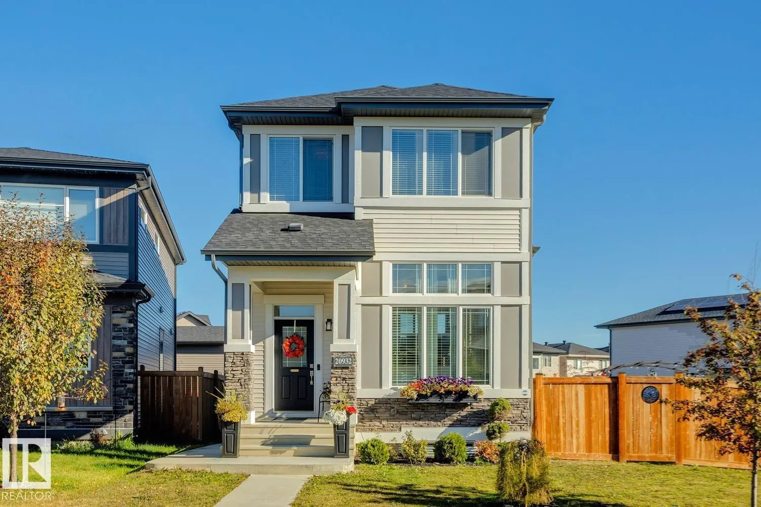 20932 130 AV NW