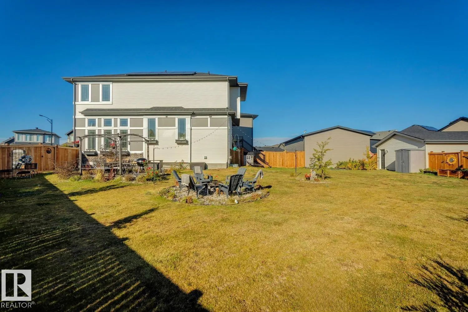 20932 130 AV NW