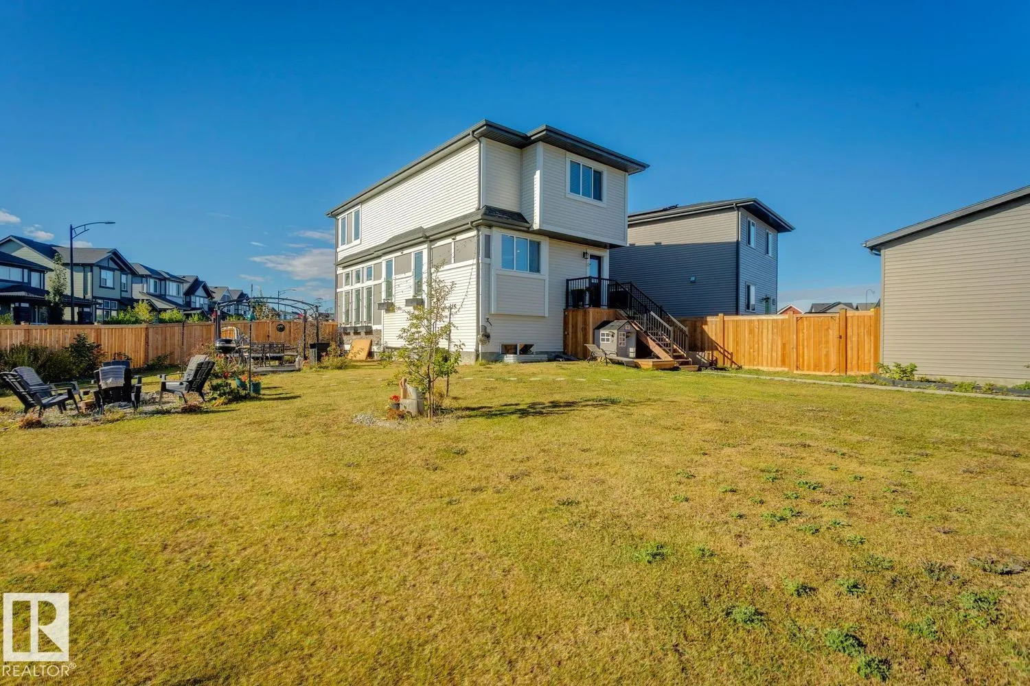 20932 130 AV NW