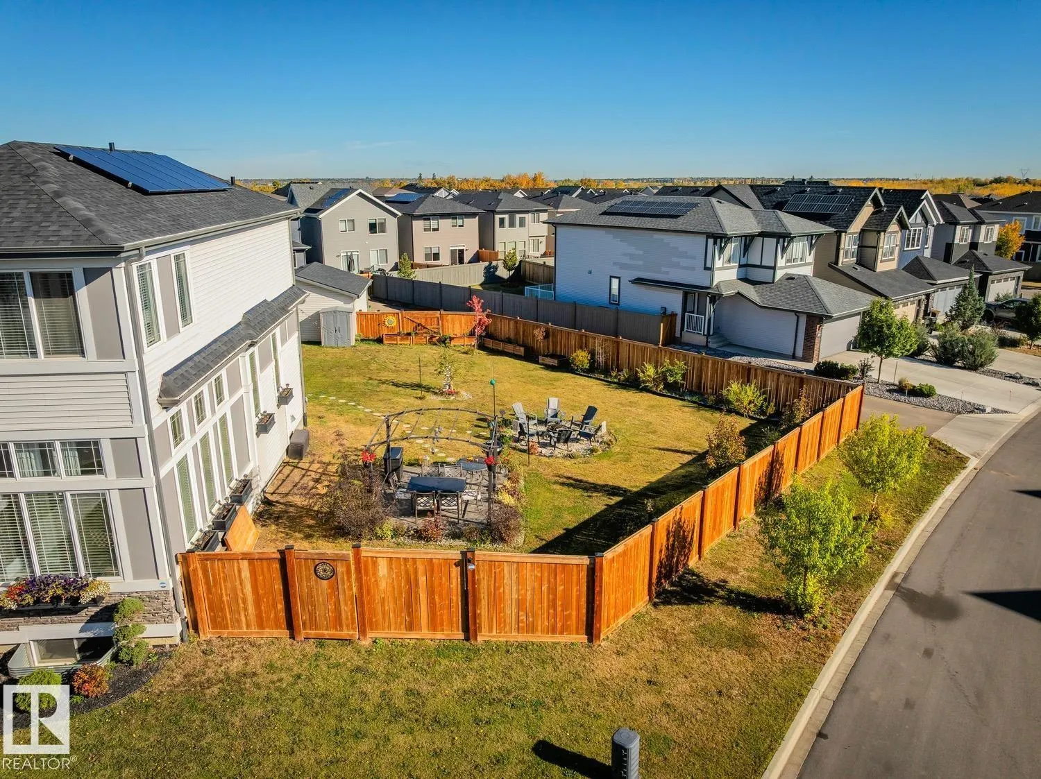 20932 130 AV NW