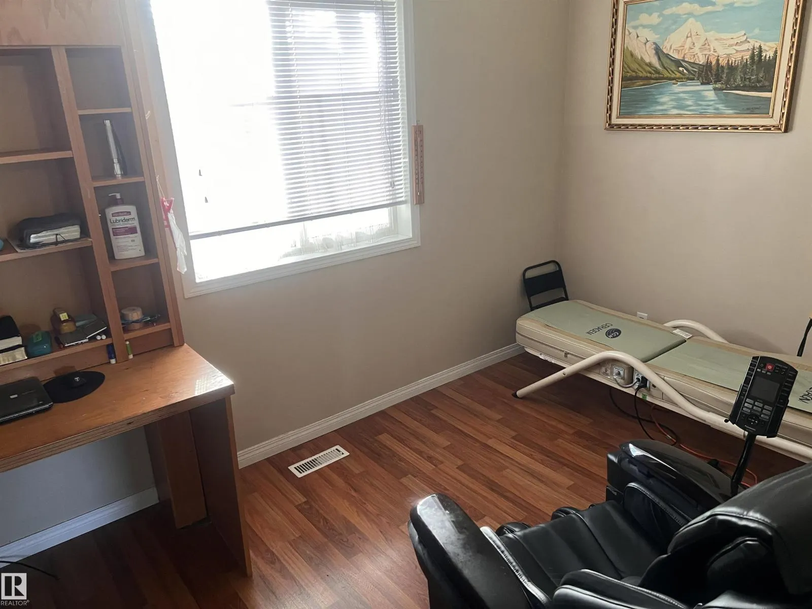 11824 79 ST NW