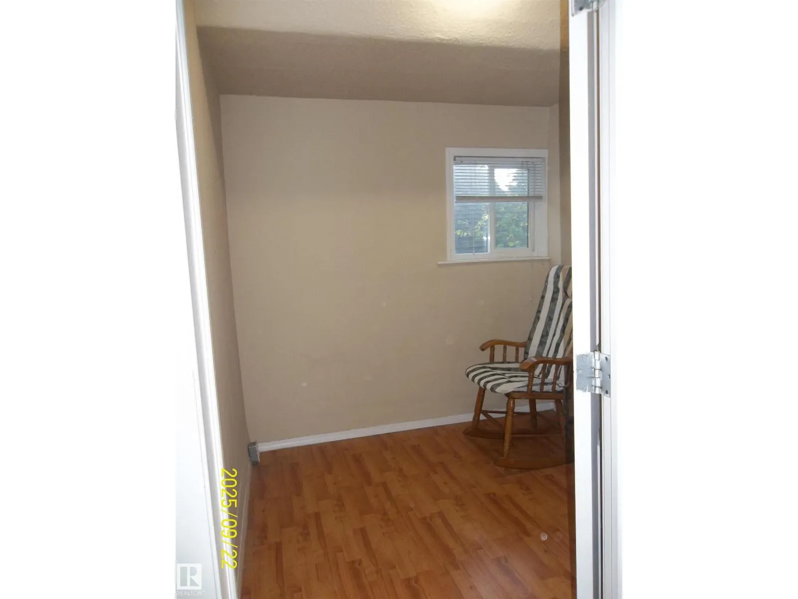 11824 79 ST NW
