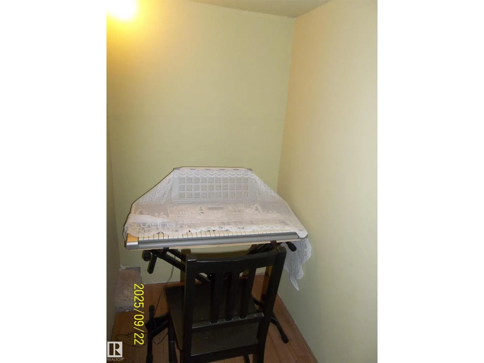 11824 79 ST NW