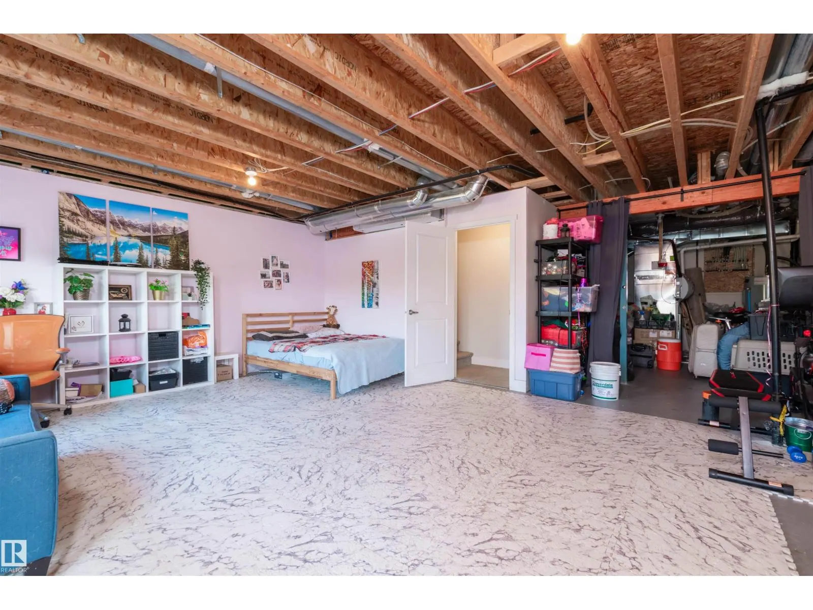 3805 CHERRY LO SW