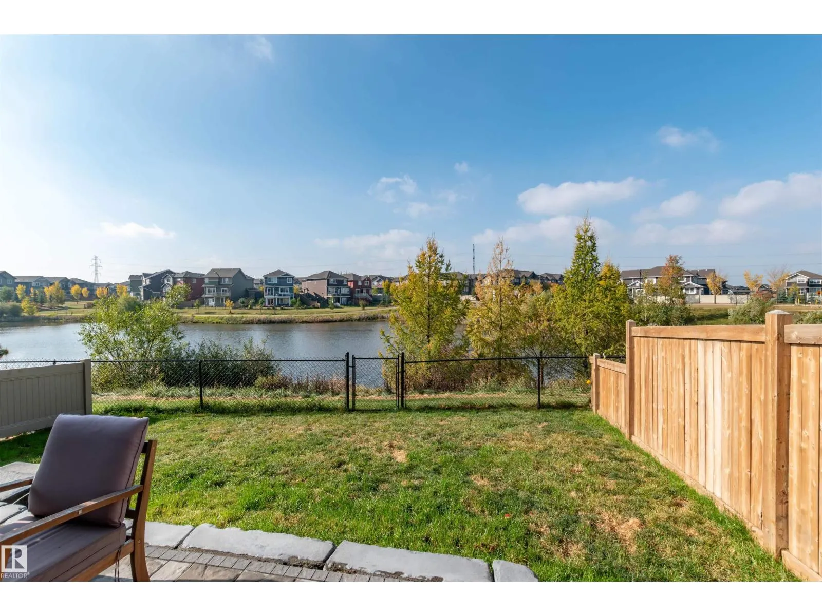 3805 CHERRY LO SW
