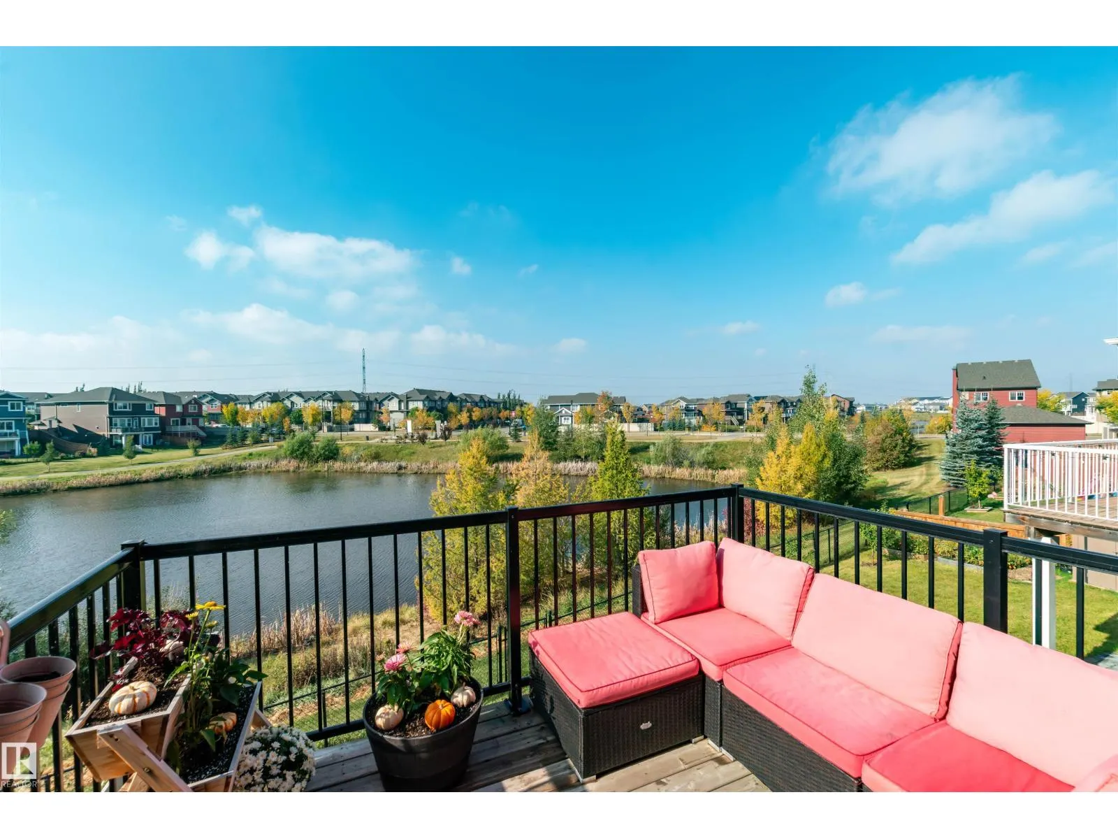 3805 CHERRY LO SW