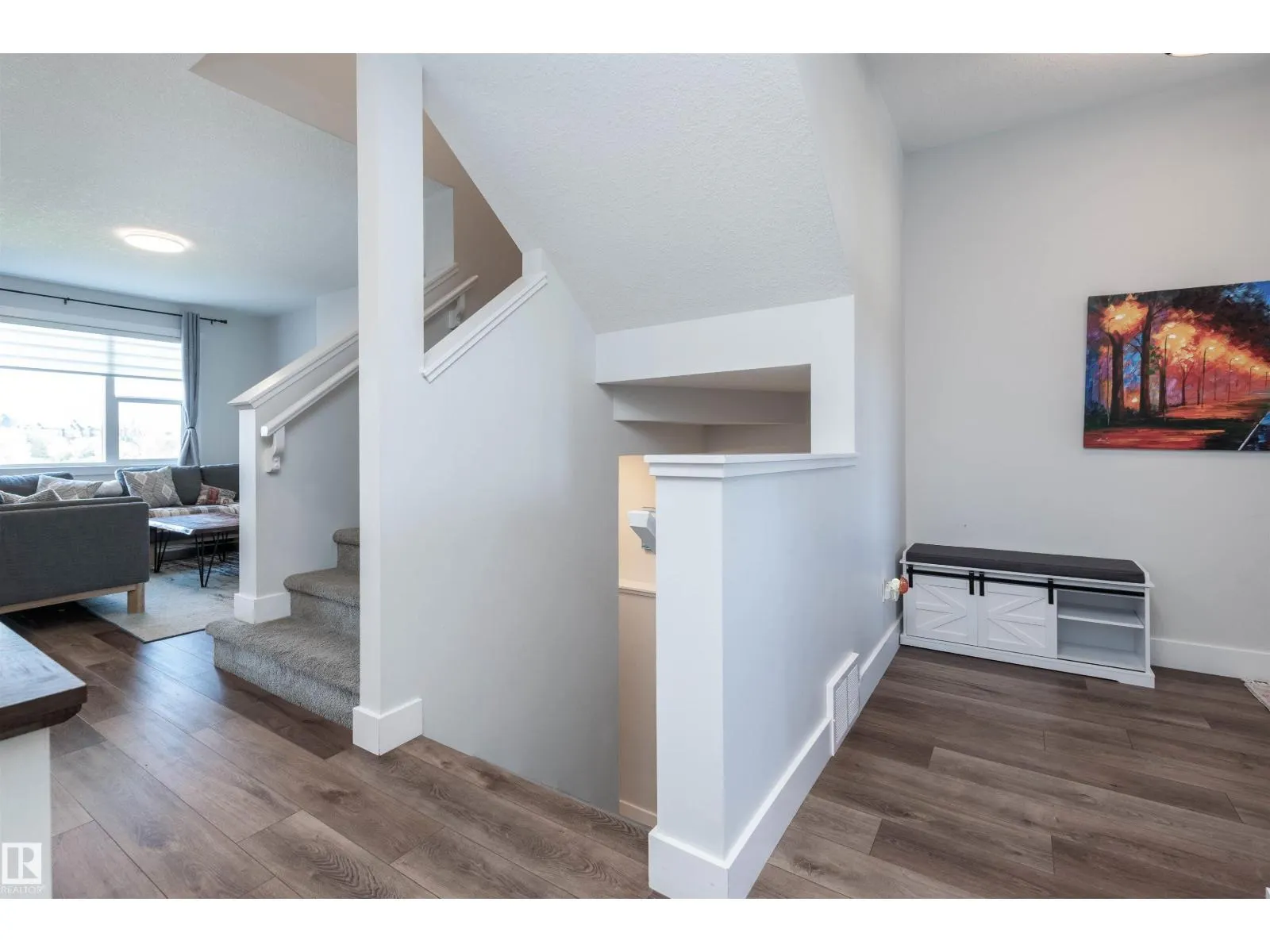 3805 CHERRY LO SW