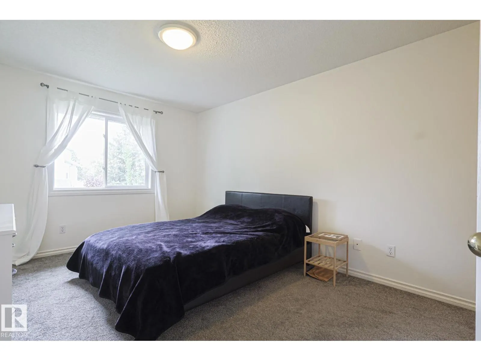 1114 116 ST NW