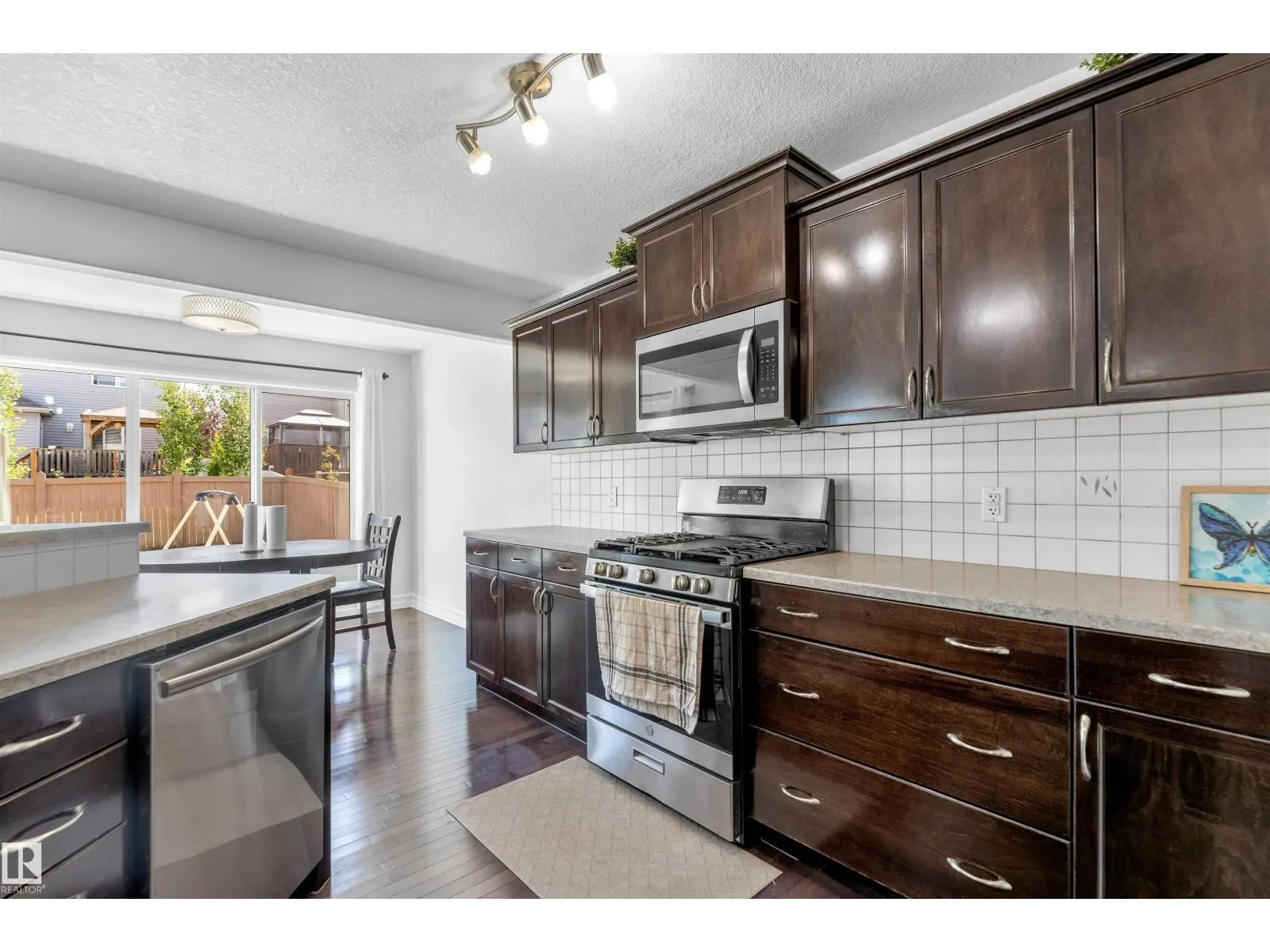 1115 61 ST SW