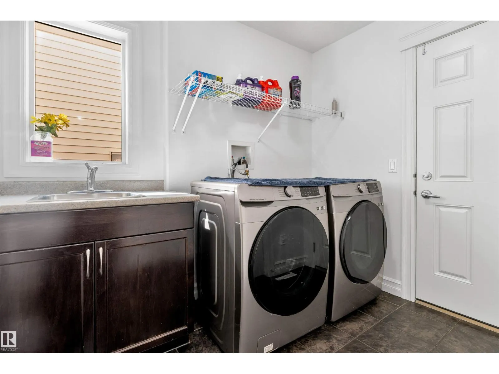 1115 61 ST SW