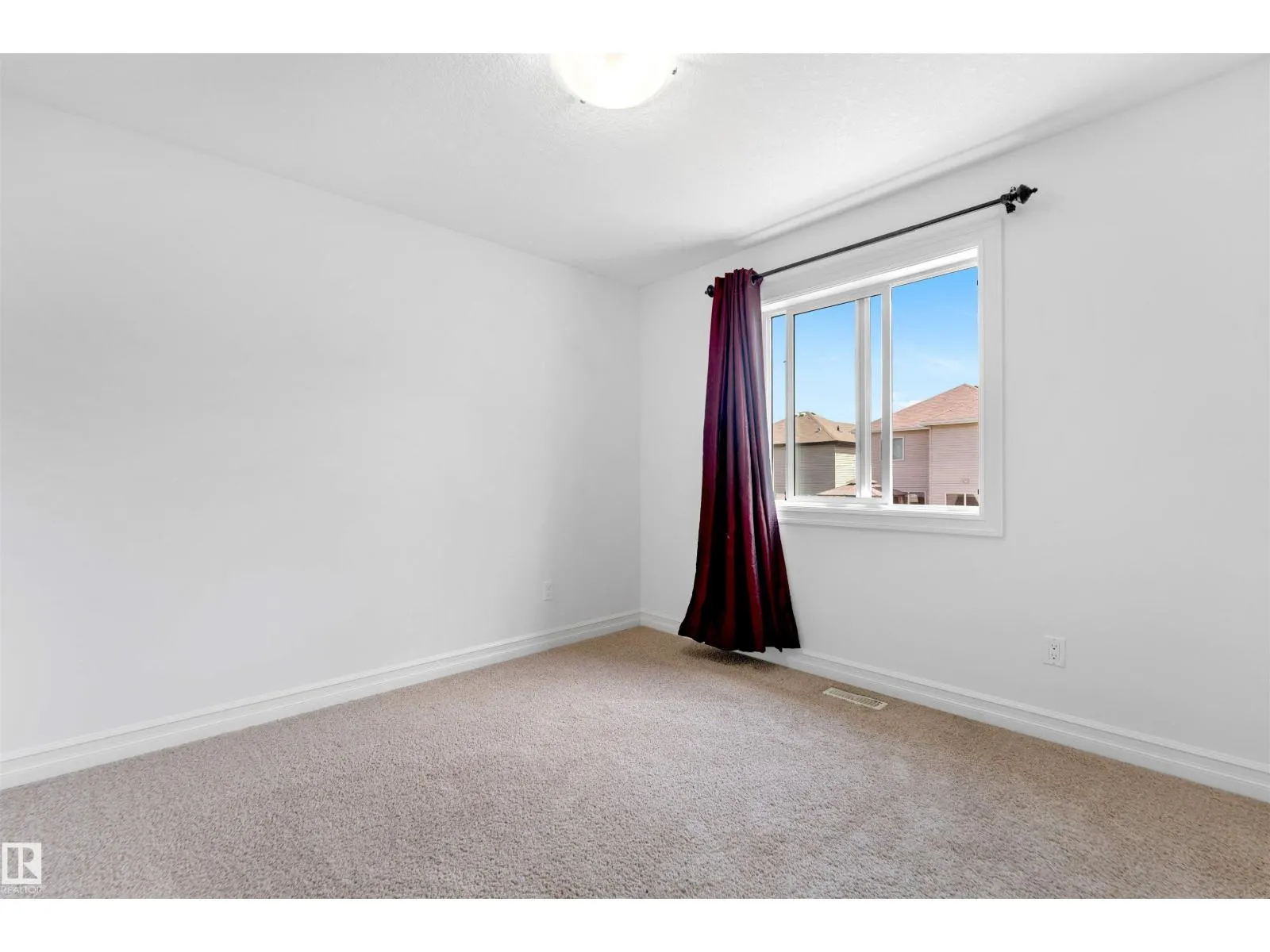 1115 61 ST SW
