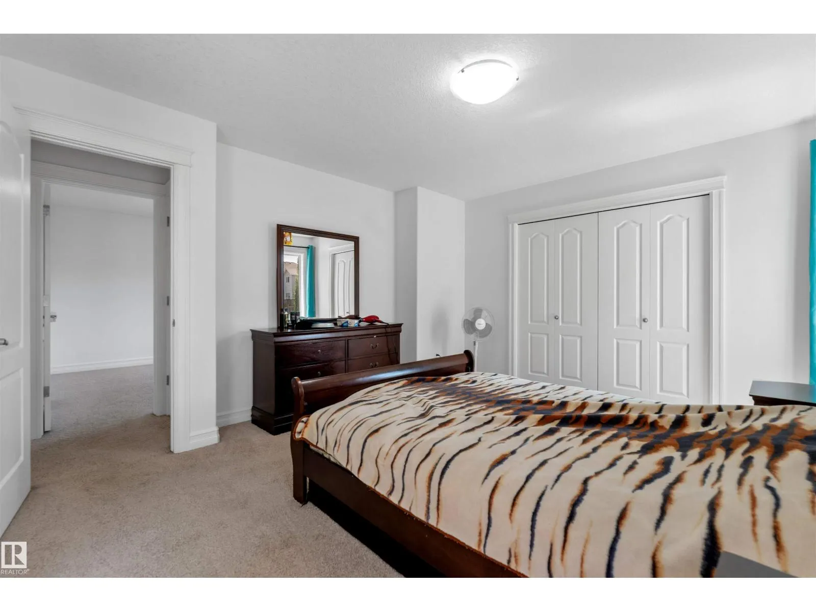 1115 61 ST SW