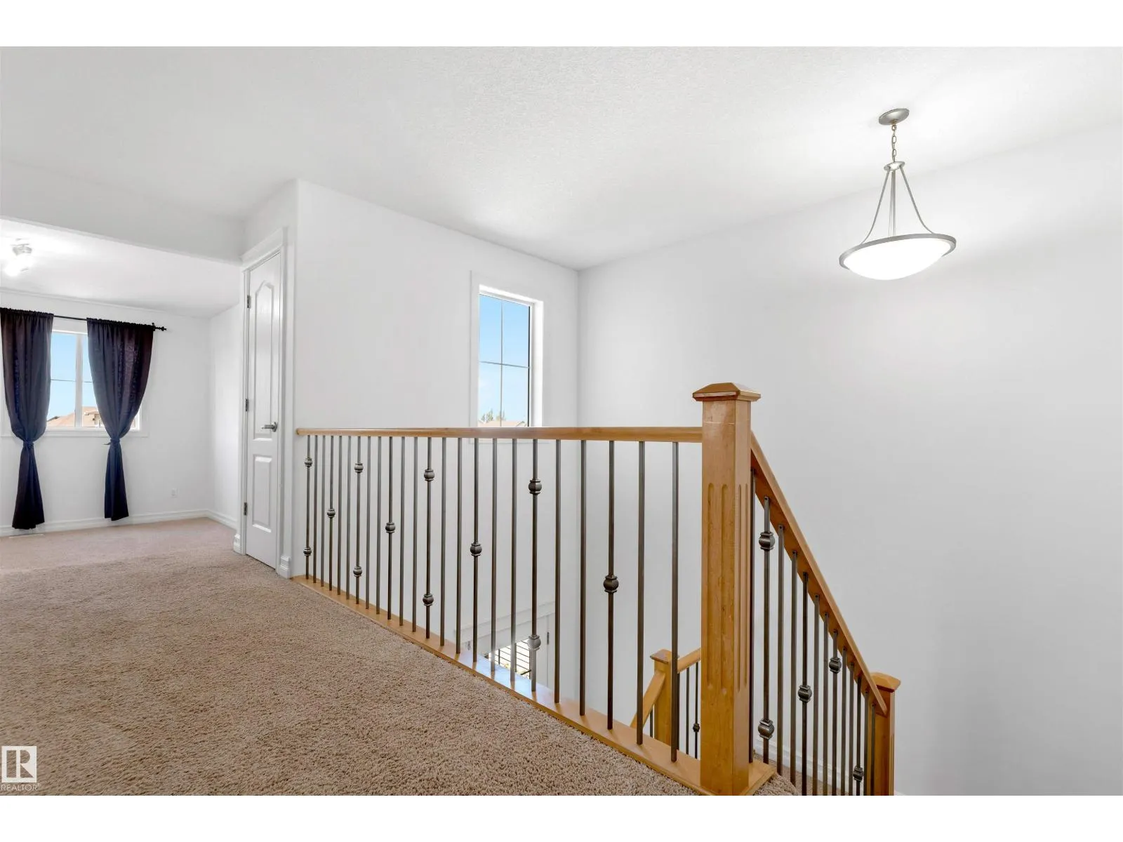 1115 61 ST SW