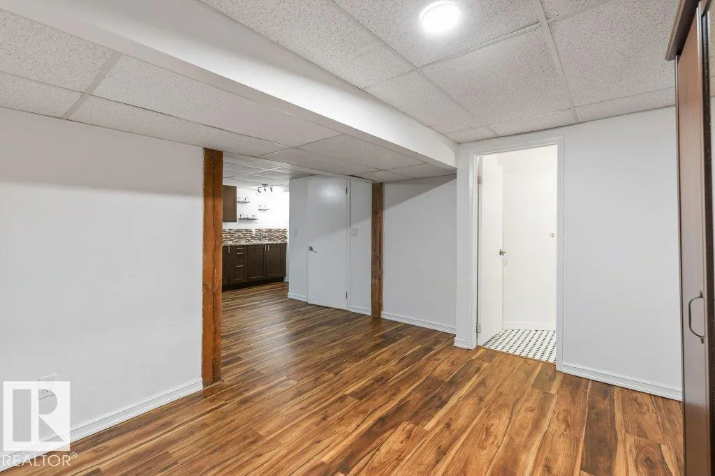10749 72 AV NW