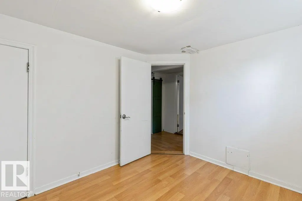 10749 72 AV NW
