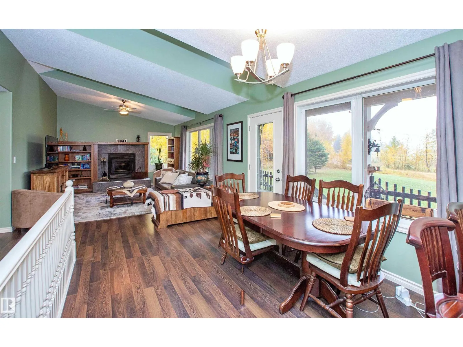 #34 102062 TWP ROAD 594