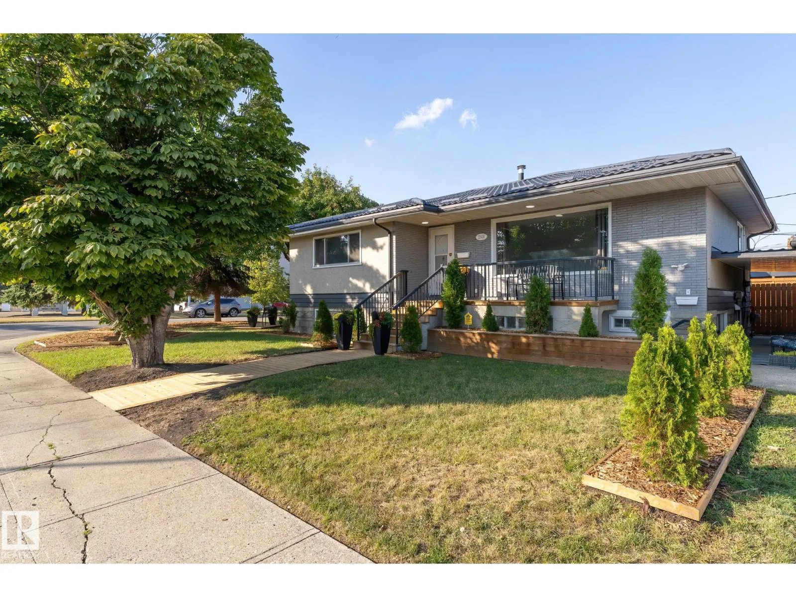 12410 134 AV NW NW
