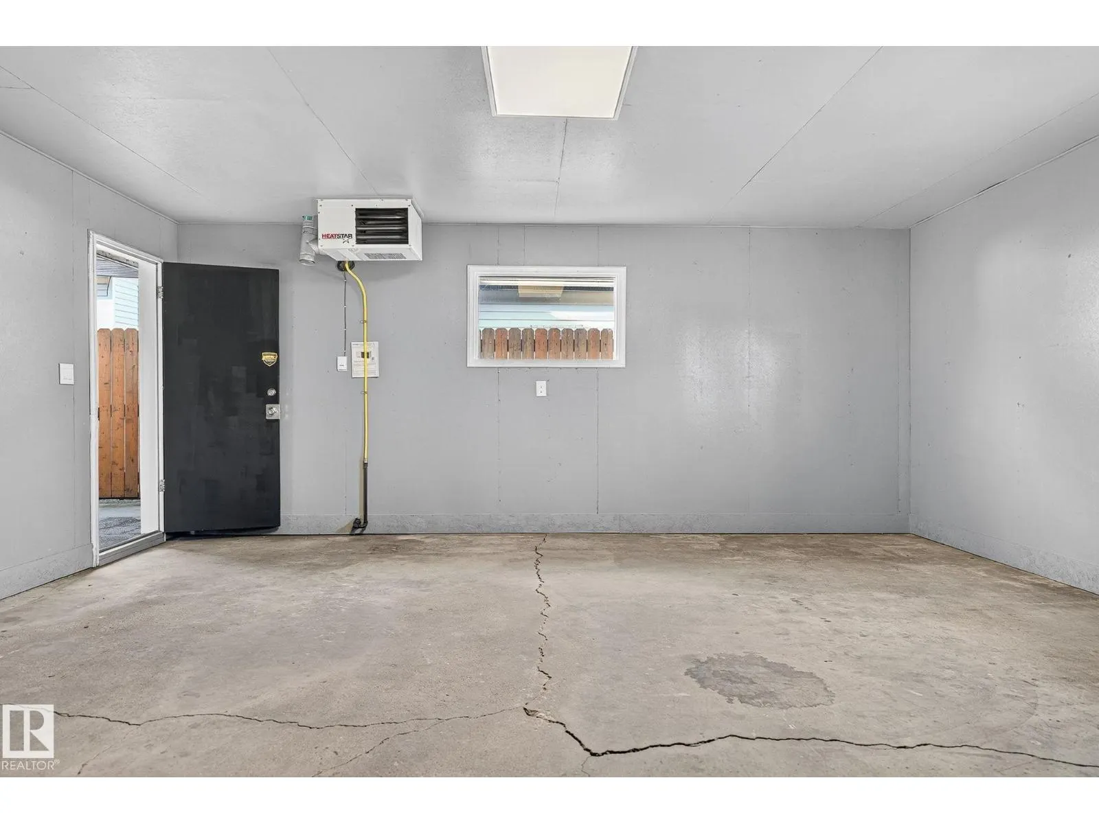 12410 134 AV NW NW