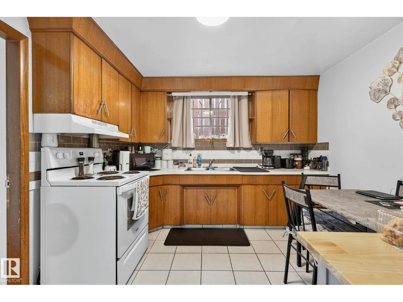 12410 134 AV NW NW