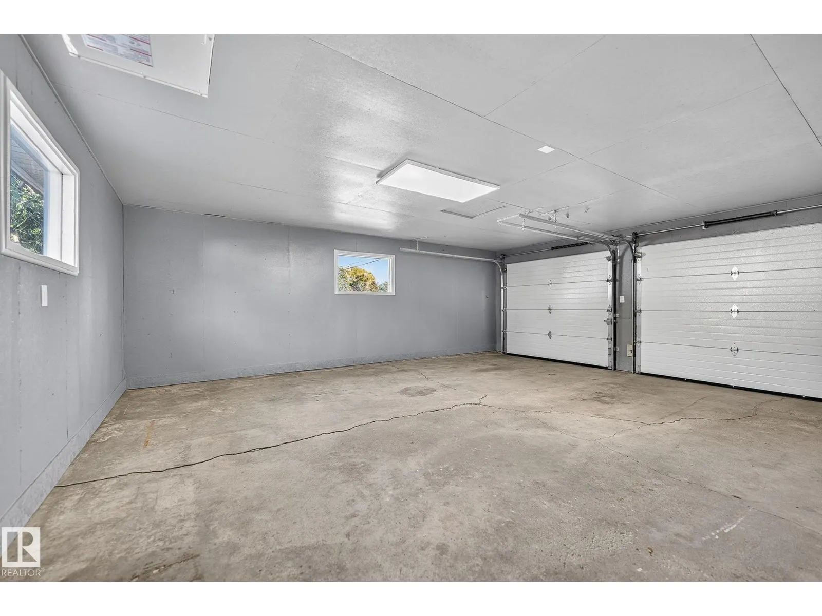 12410 134 AV NW NW