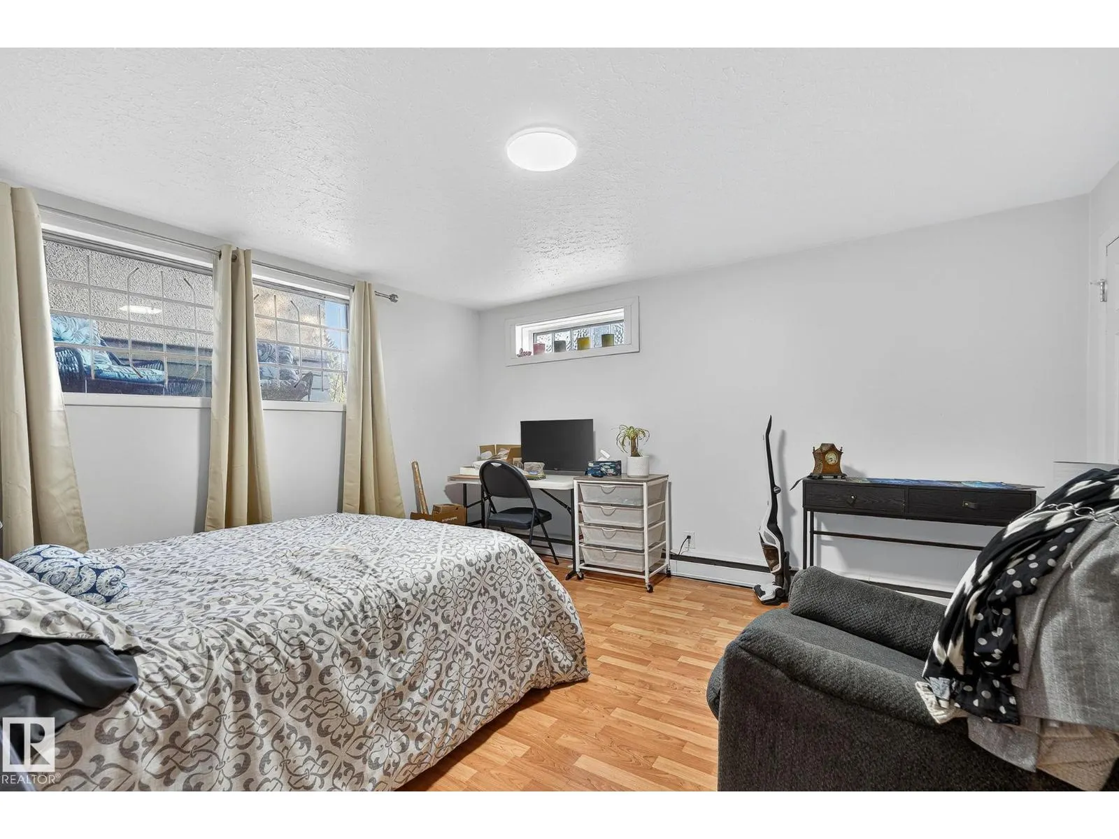 12410 134 AV NW NW
