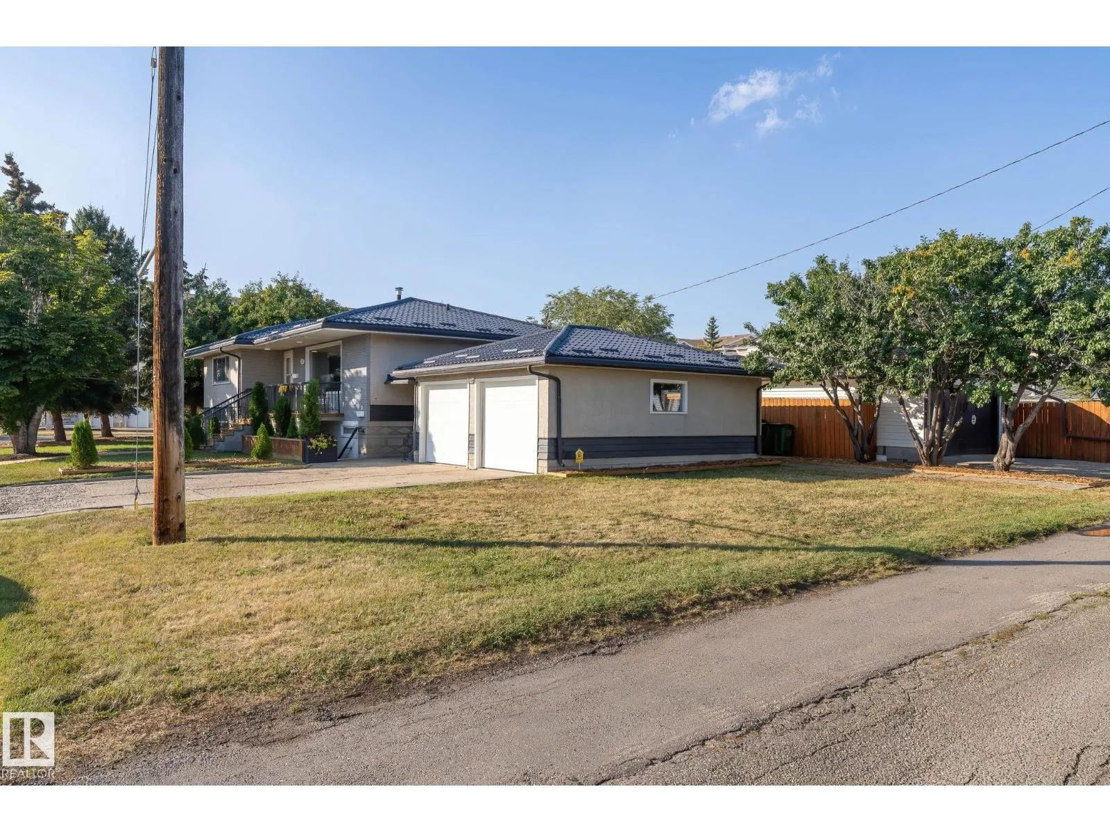 12410 134 AV NW NW
