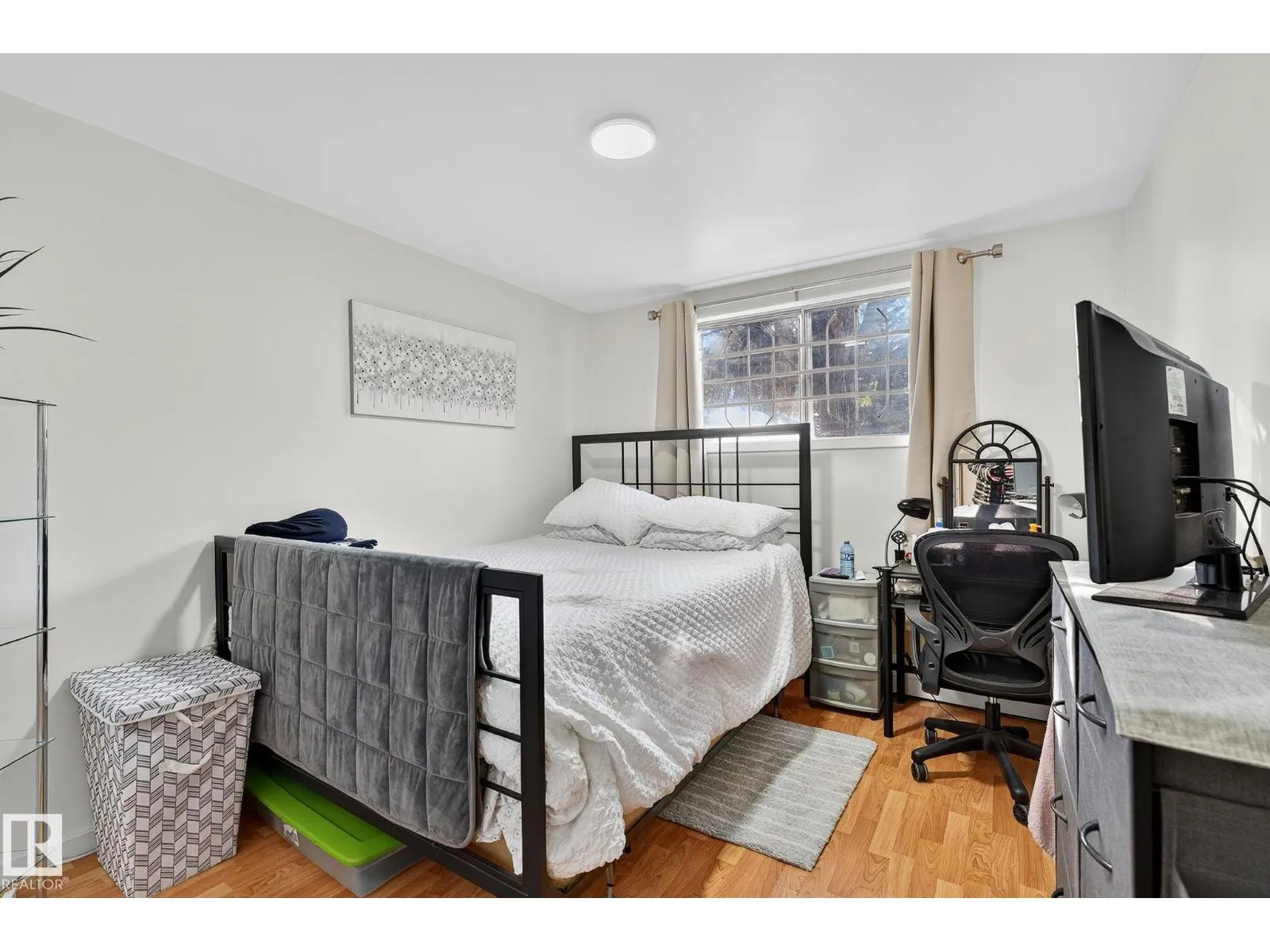 12410 134 AV NW NW