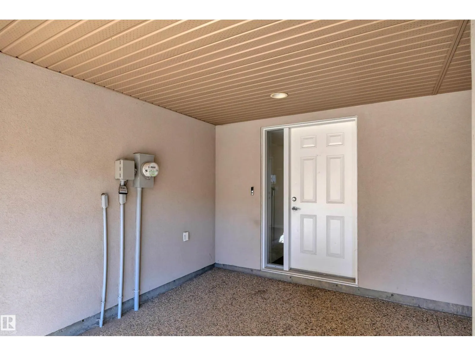 #122 104 WEST HAVEN DR