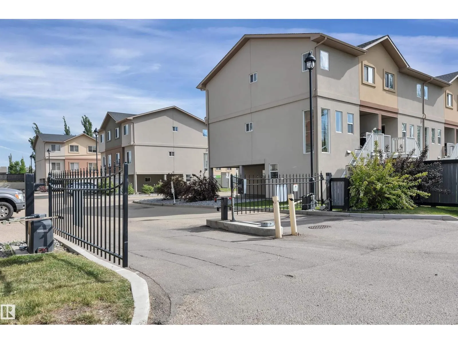 #122 104 WEST HAVEN DR
