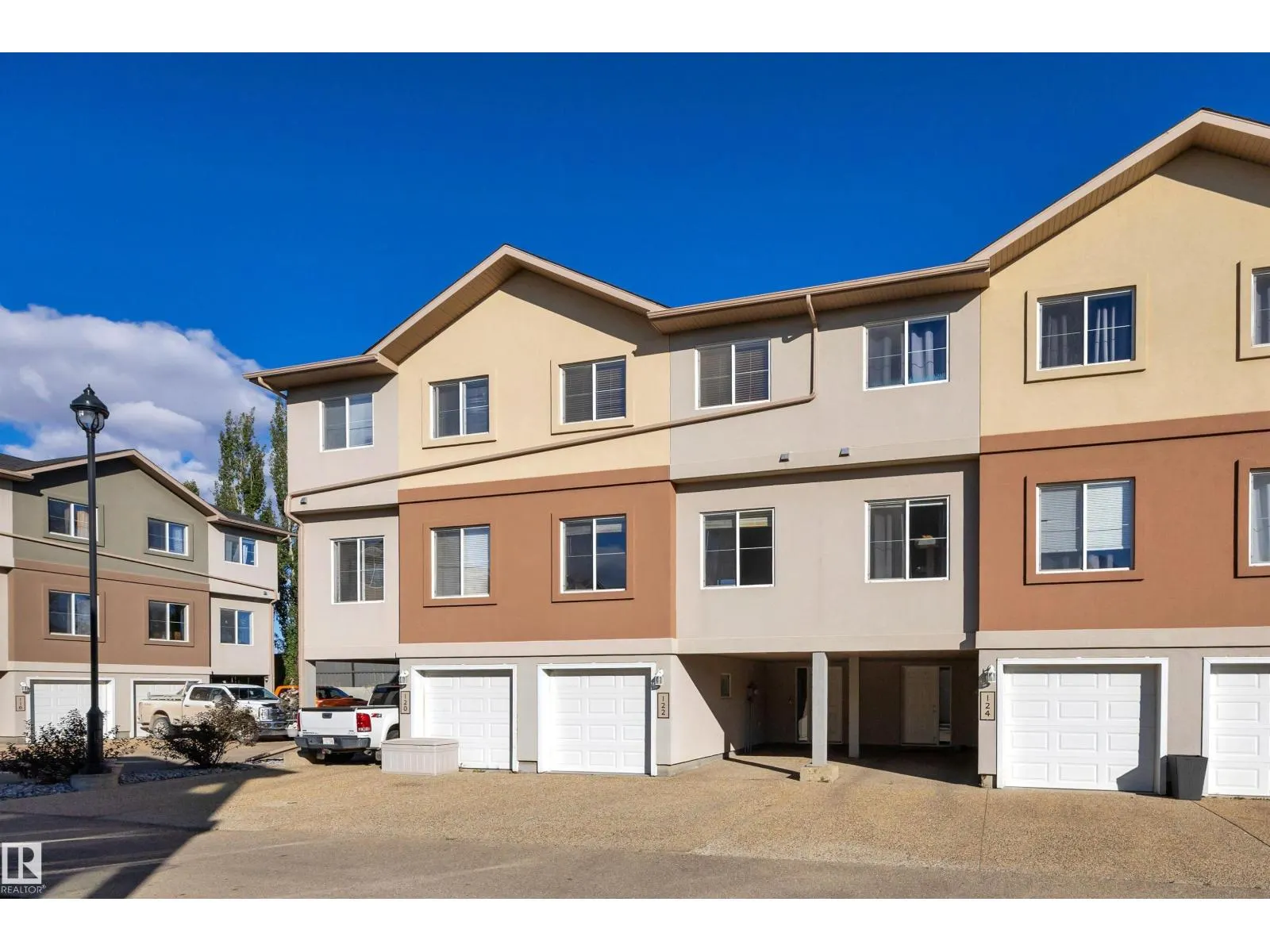 #122 104 WEST HAVEN DR
