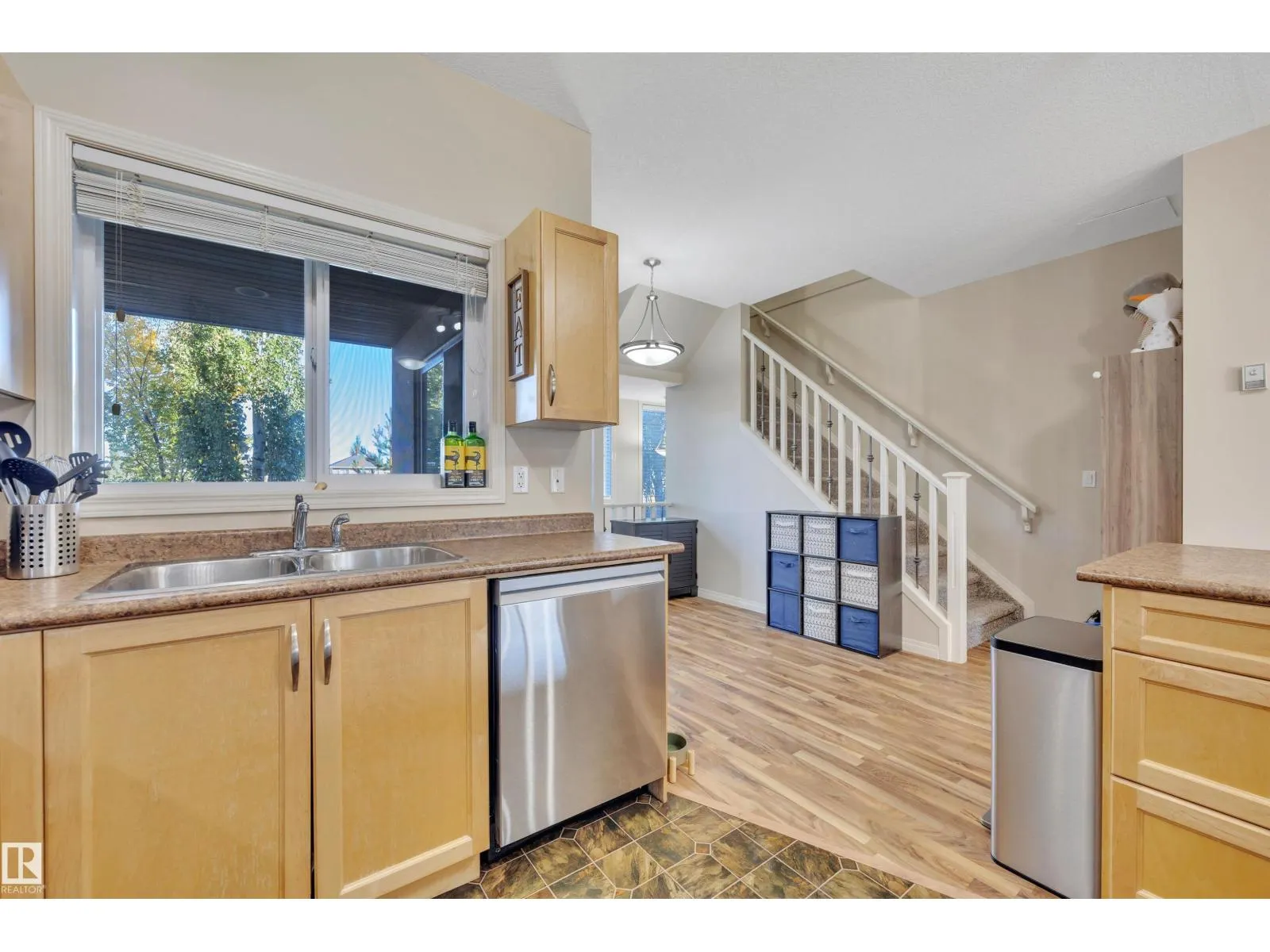 #122 104 WEST HAVEN DR
