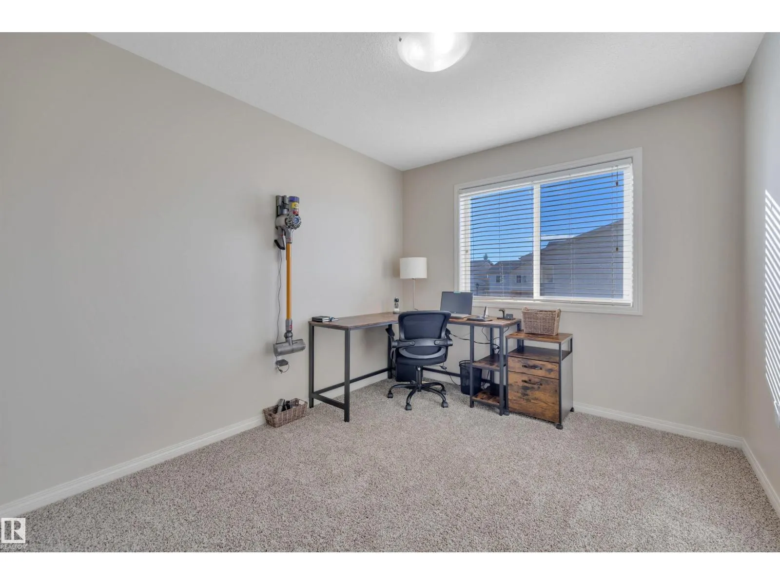#122 104 WEST HAVEN DR