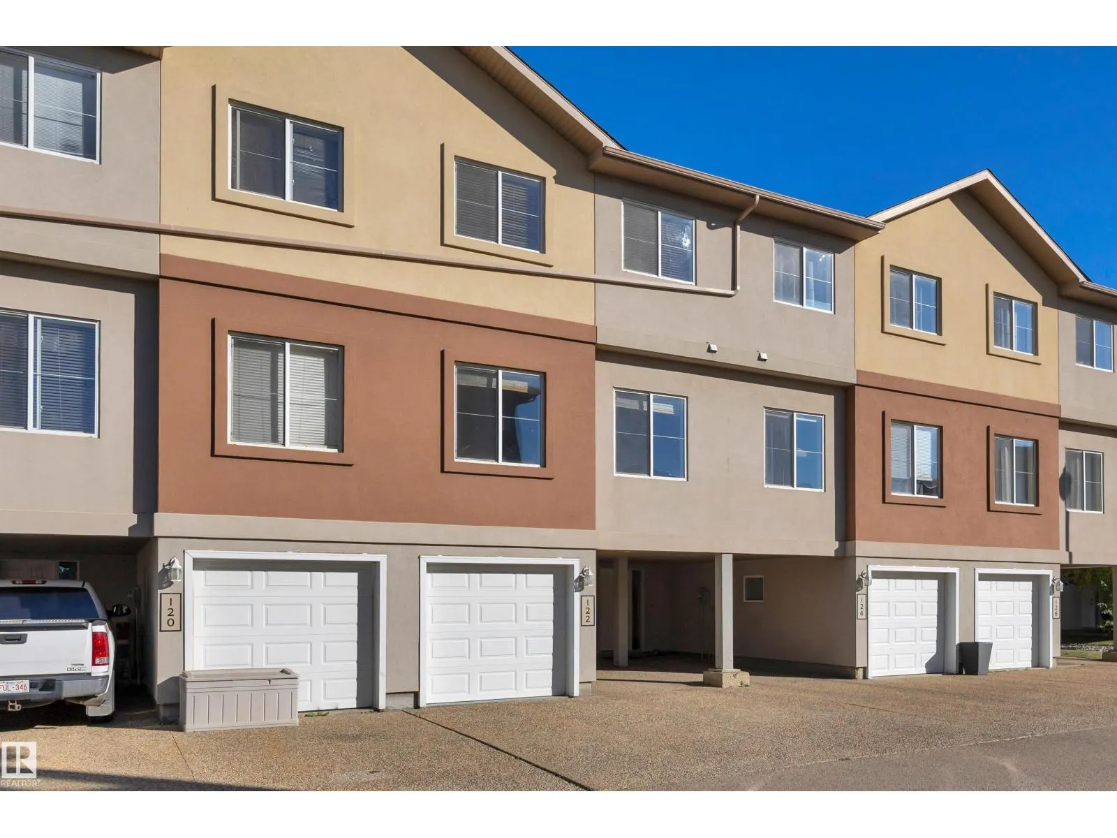 #122 104 WEST HAVEN DR