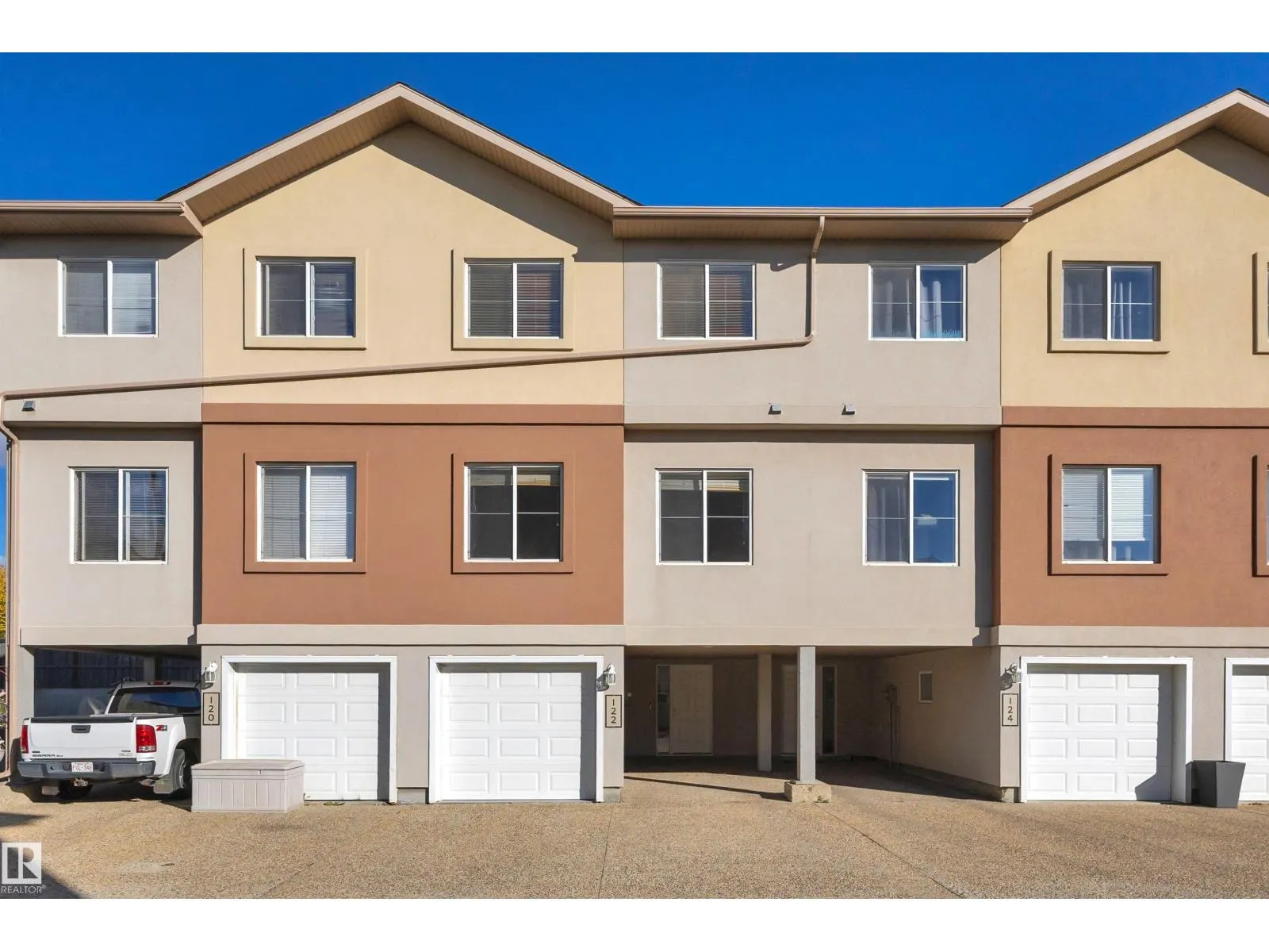 #122 104 WEST HAVEN DR