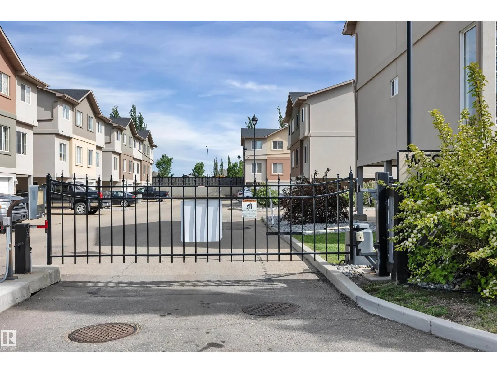 #122 104 WEST HAVEN DR