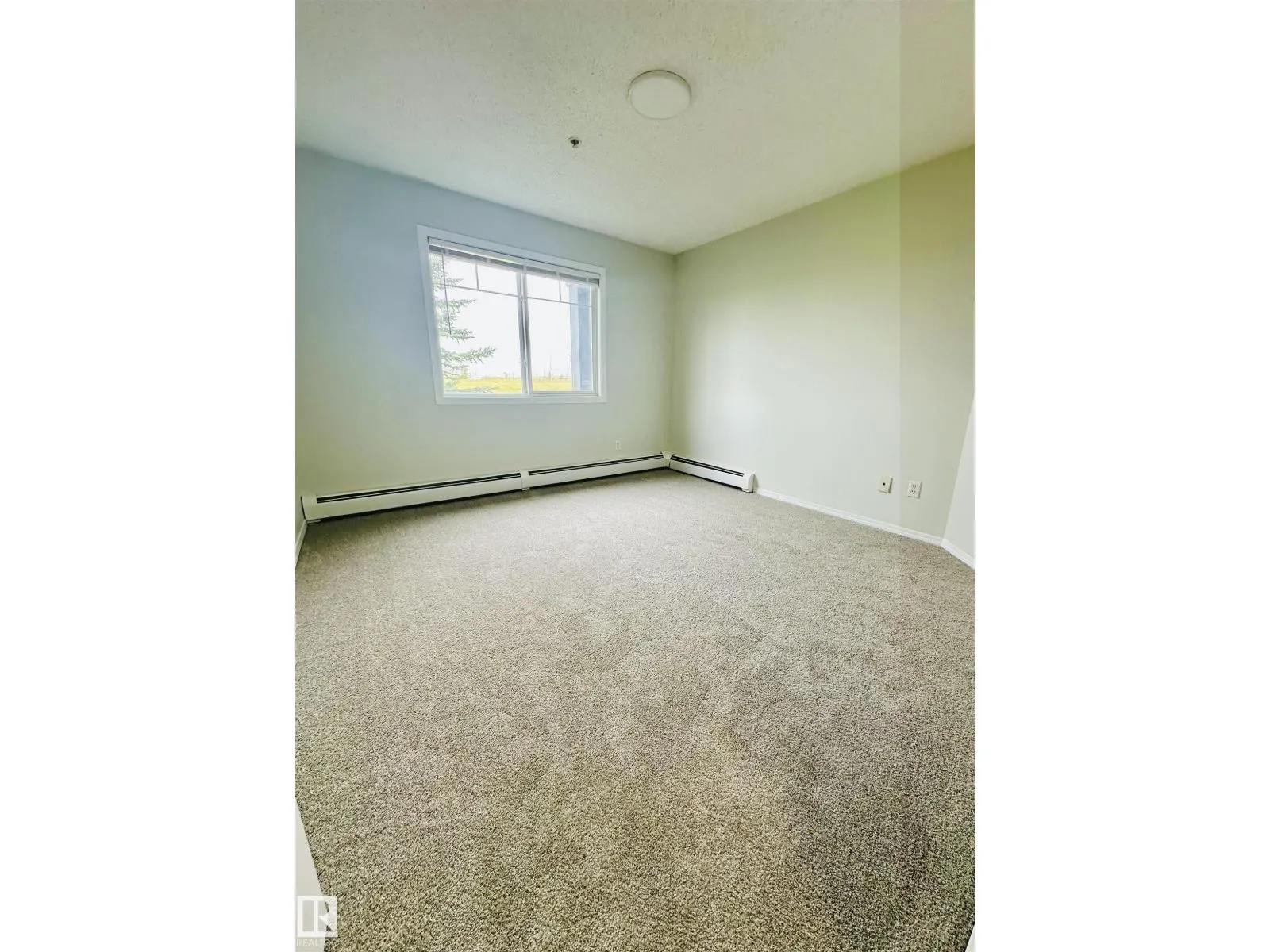 646 MCALLISTER LO SW