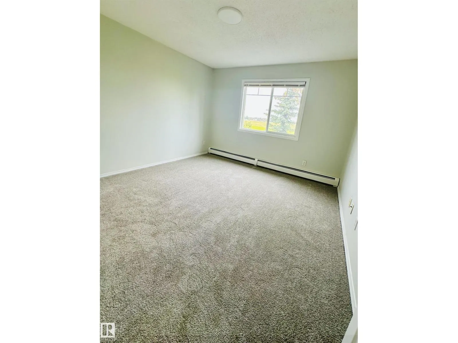 646 MCALLISTER LO SW