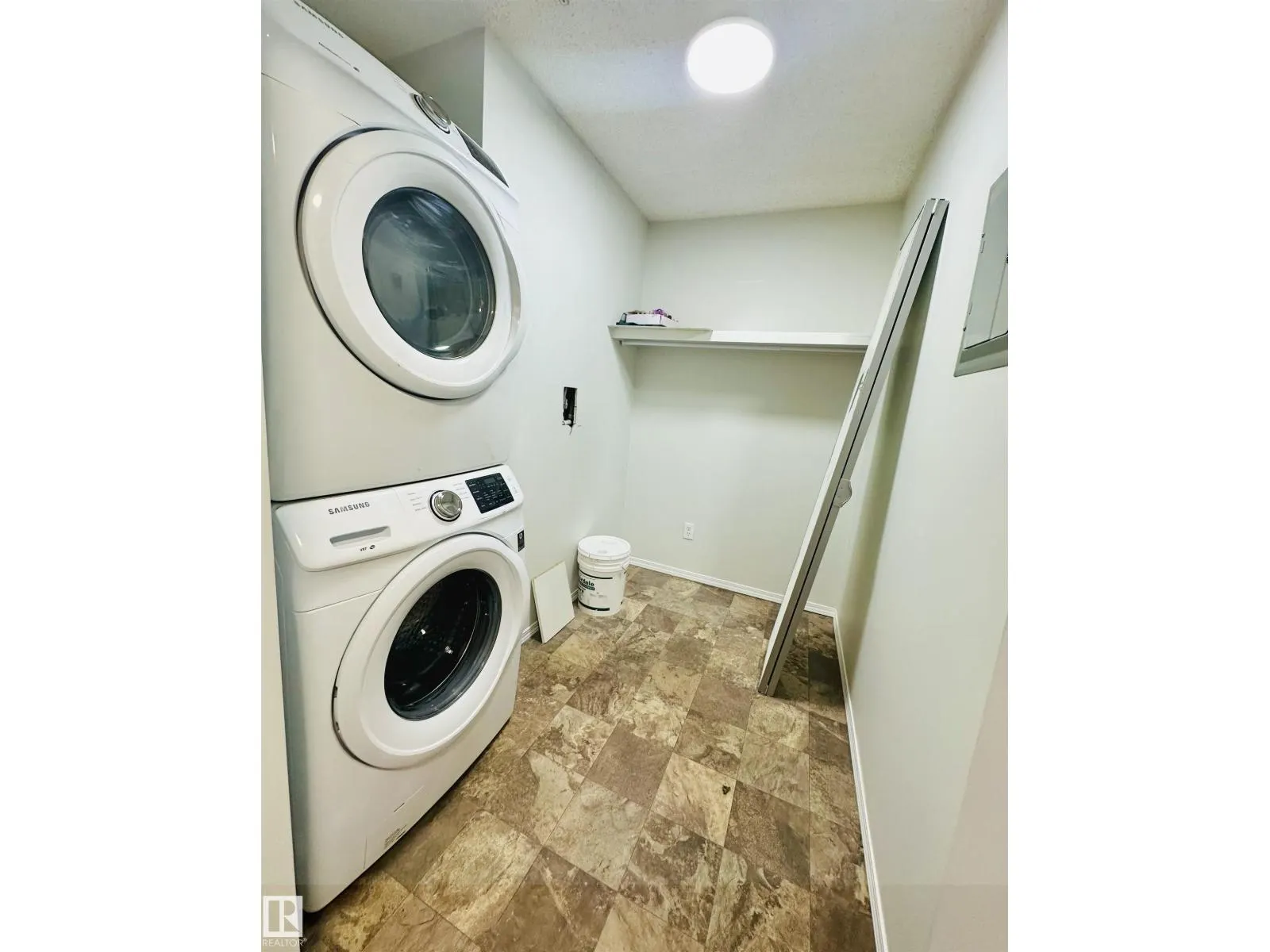 646 MCALLISTER LO SW