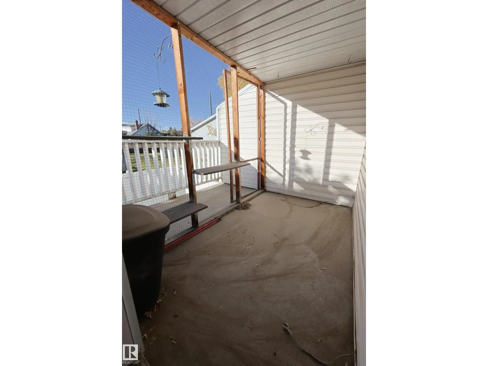 9447 156 ST NW