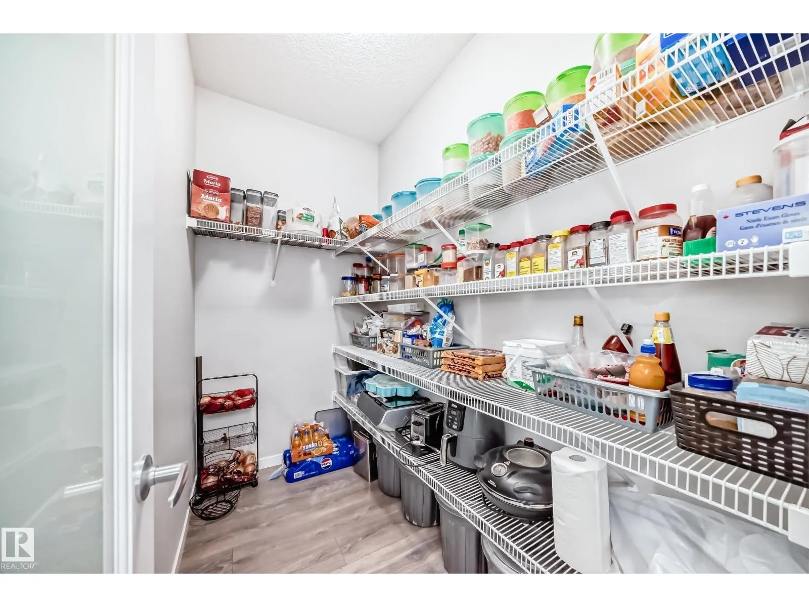 12212 176 AV NW NW