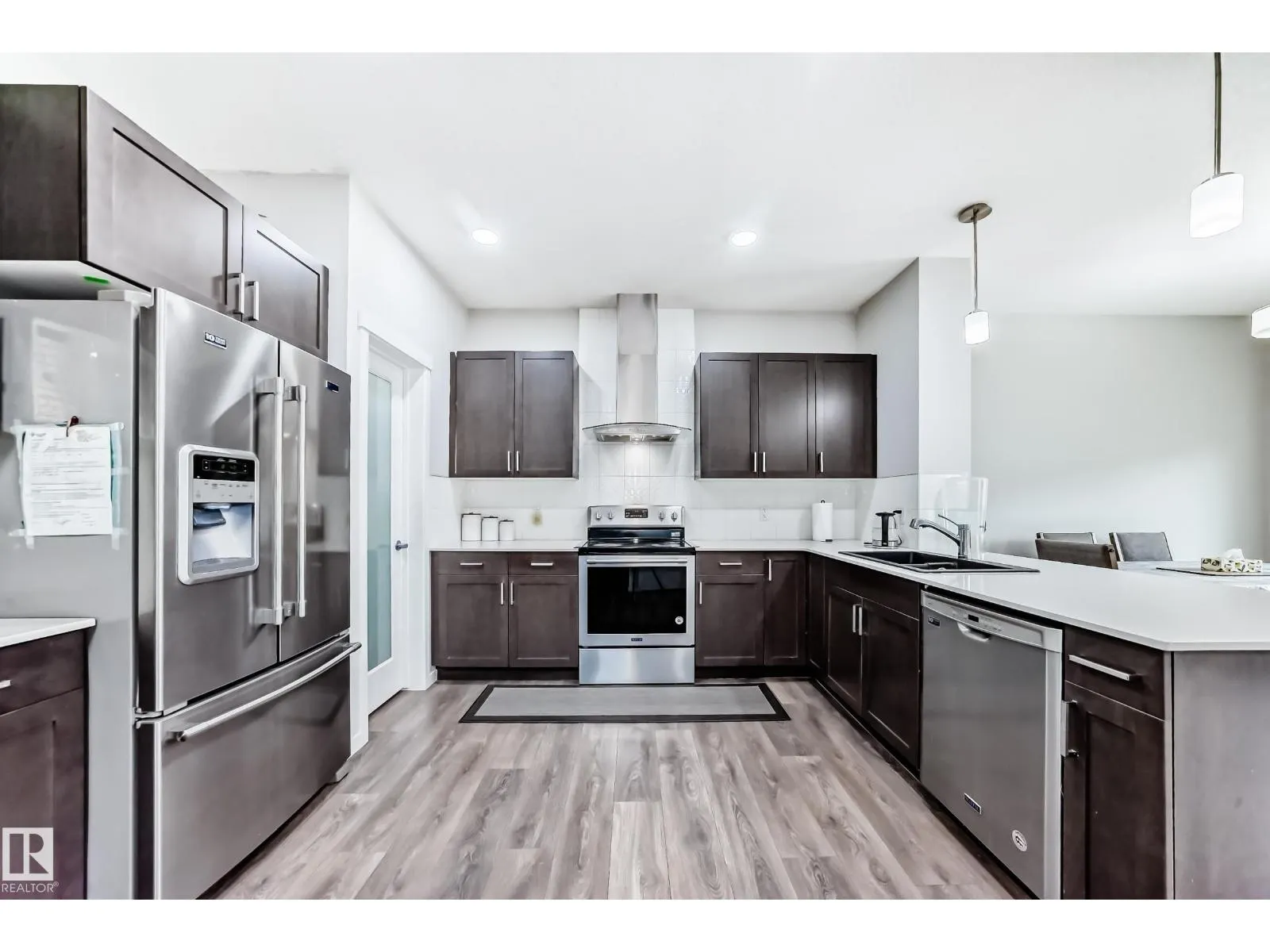 12212 176 AV NW NW