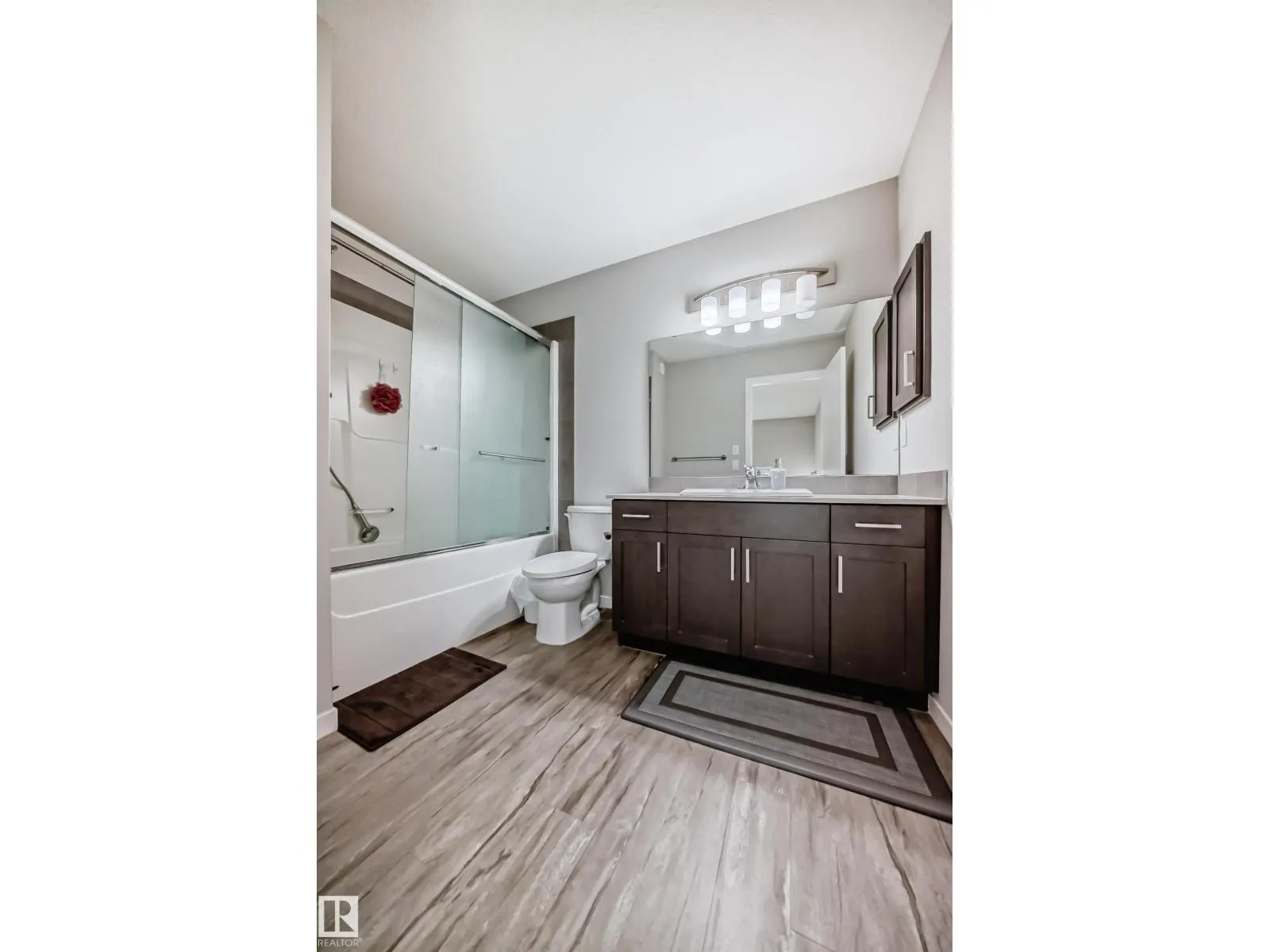 12212 176 AV NW NW