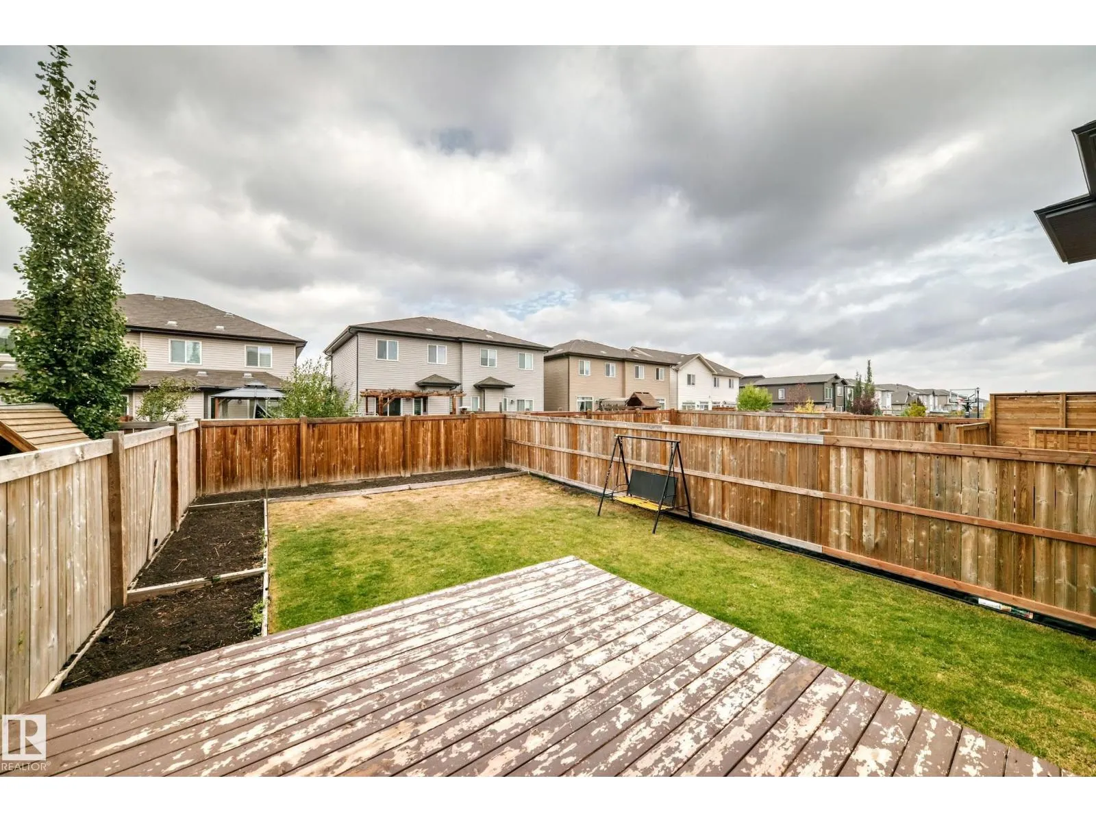 12212 176 AV NW NW