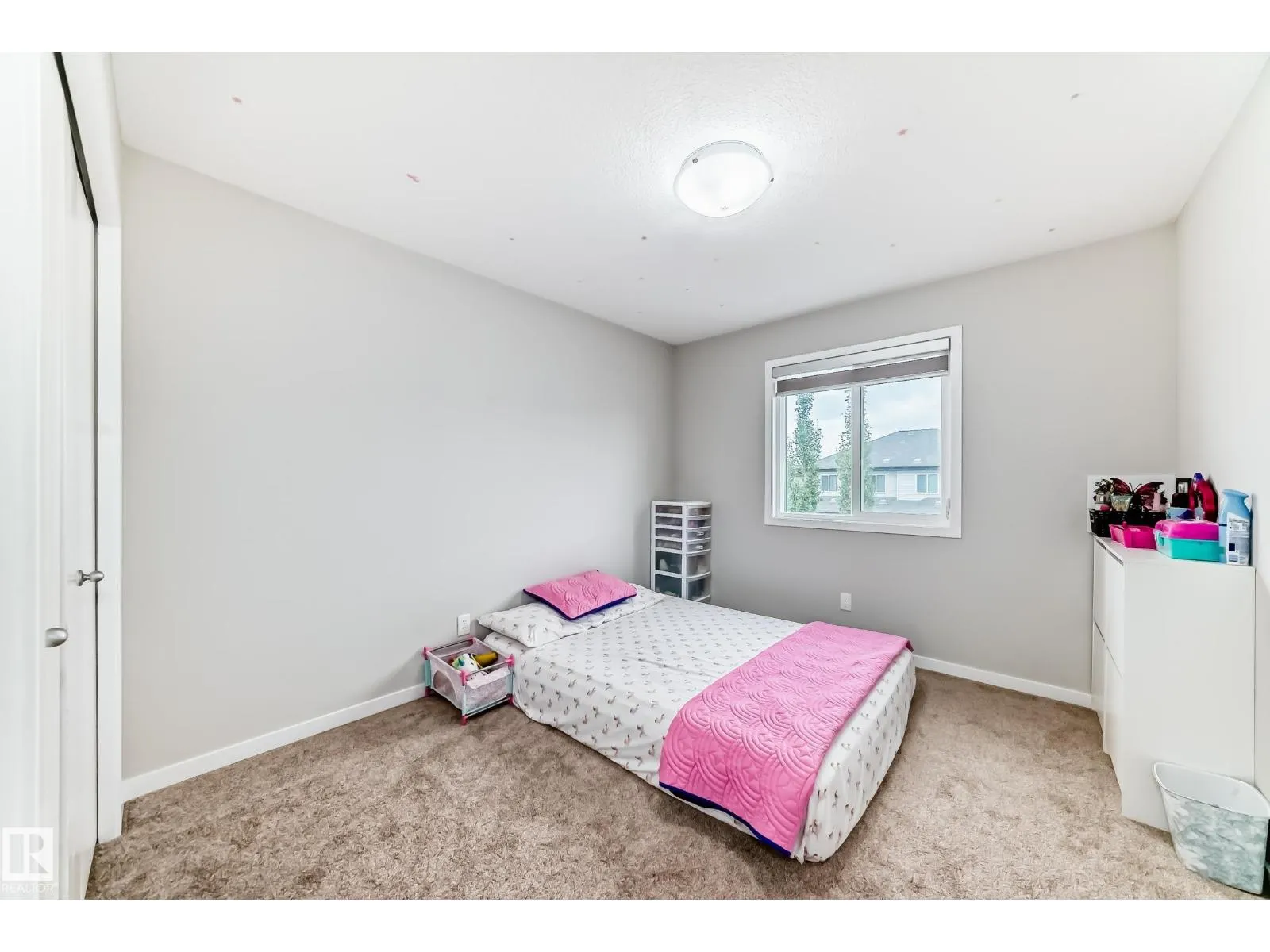 12212 176 AV NW NW