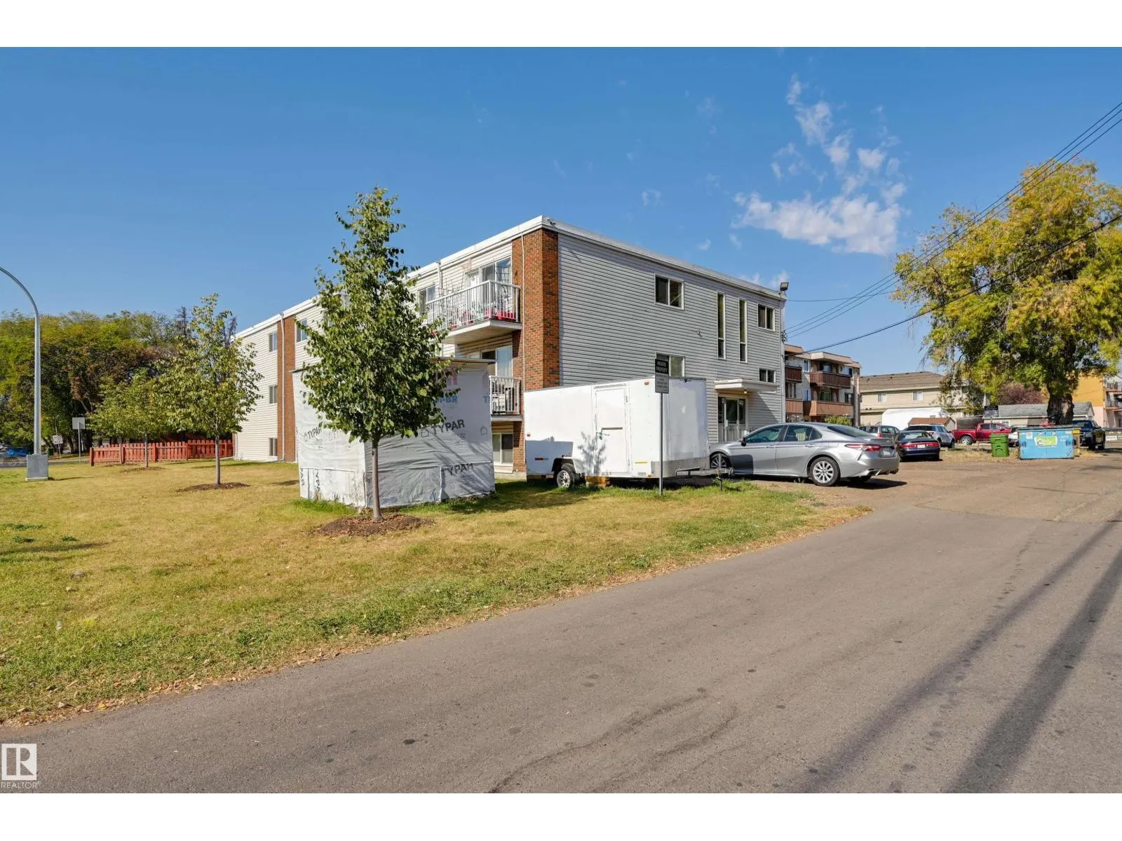 12107 82 ST NW