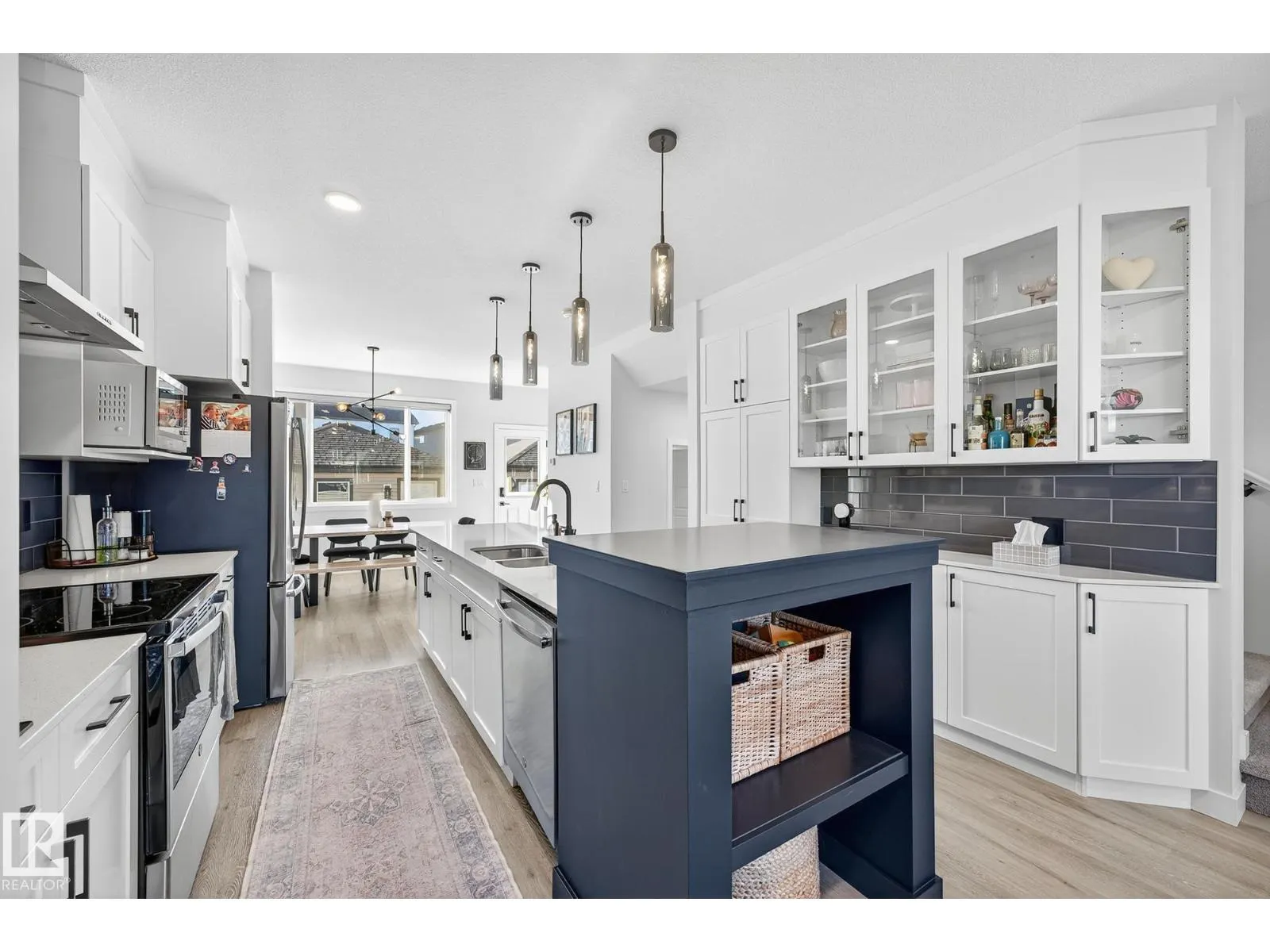 525 PATERSON WY SW