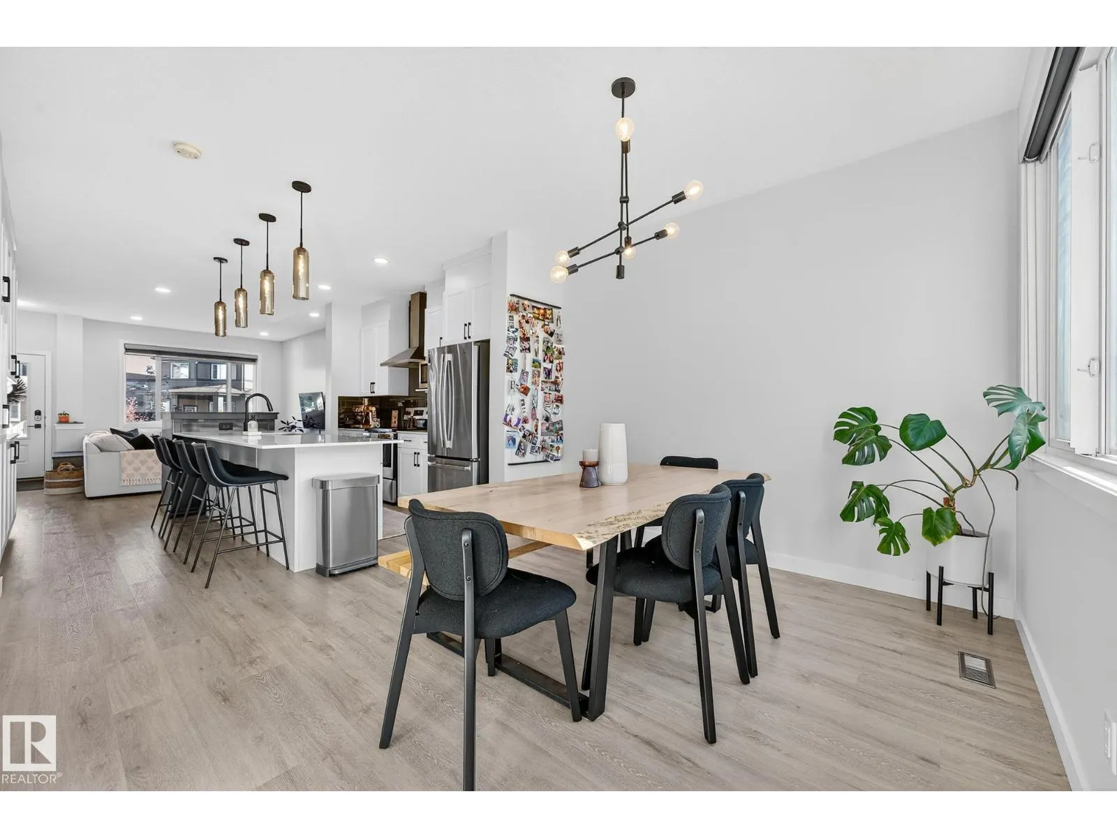 525 PATERSON WY SW