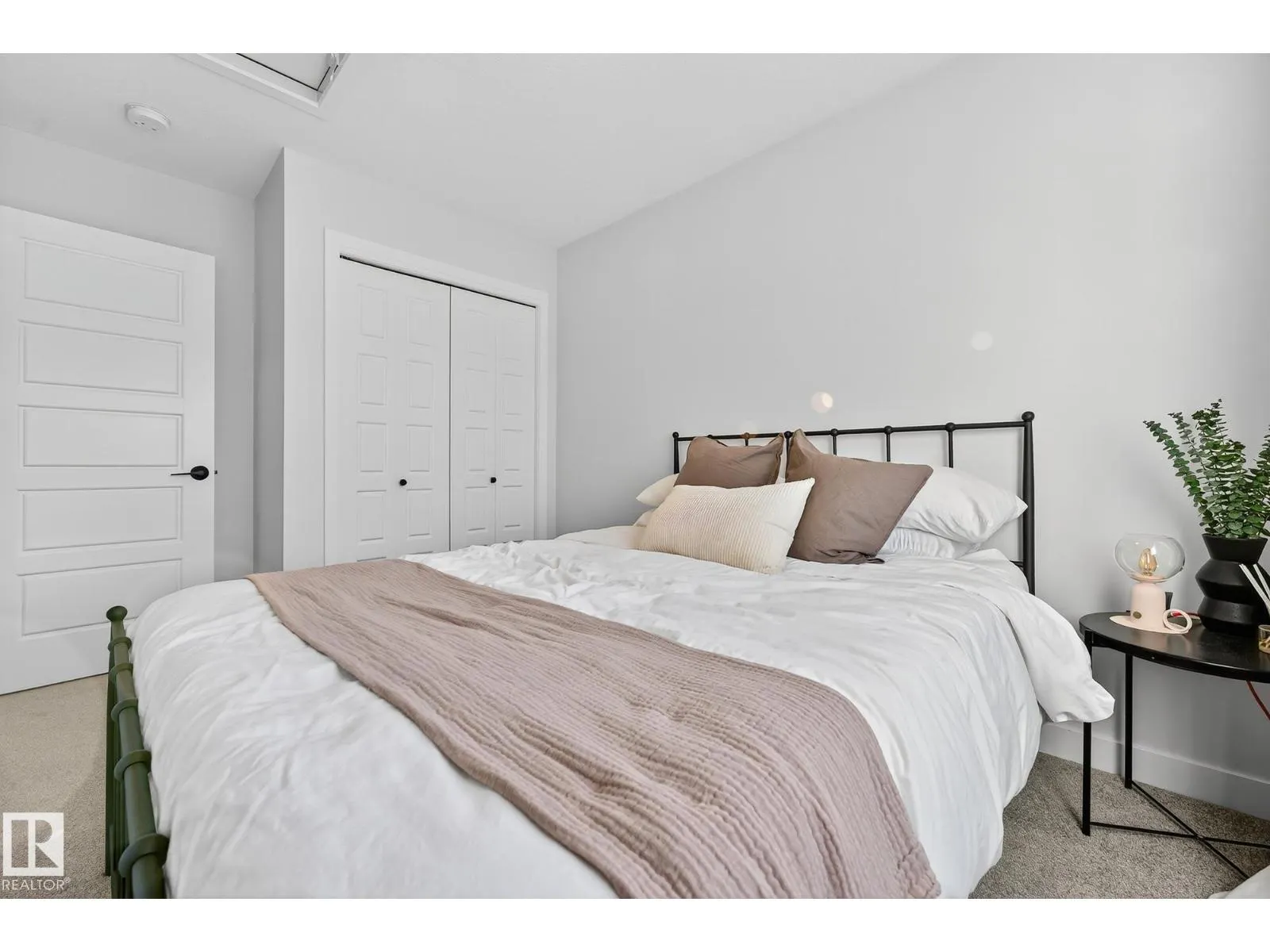 525 PATERSON WY SW