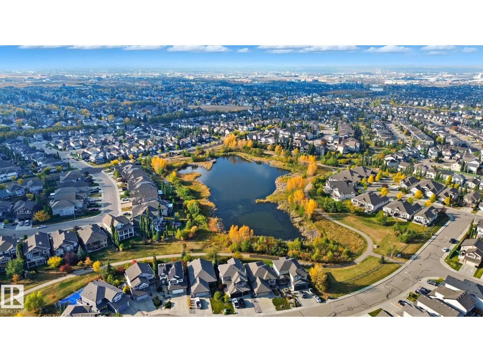 #18 219 CHARLOTTE WY
